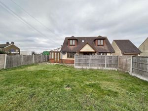 Photo 15- click for photo gallery